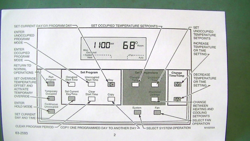 TRANE BAYSTAT 040A PROGRAMMABLE COMMERCIAL THERMOSTAT