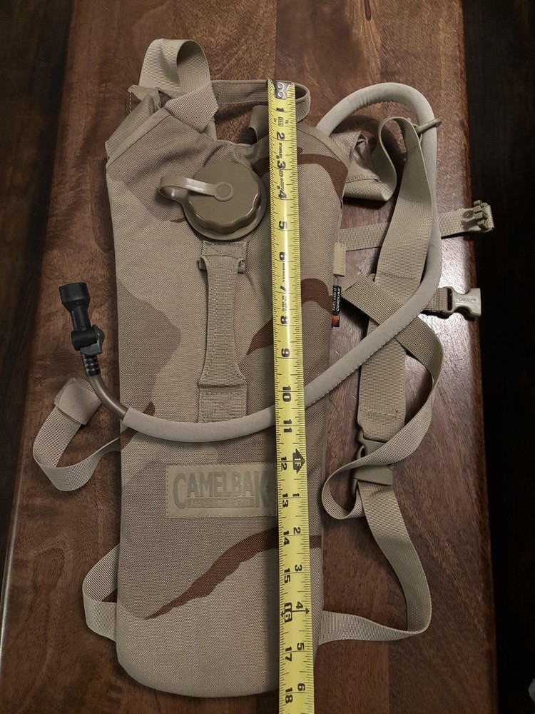 CamelBak Maximum Gear Hydration Pack Desert Camo Cordura Tactical Backpack