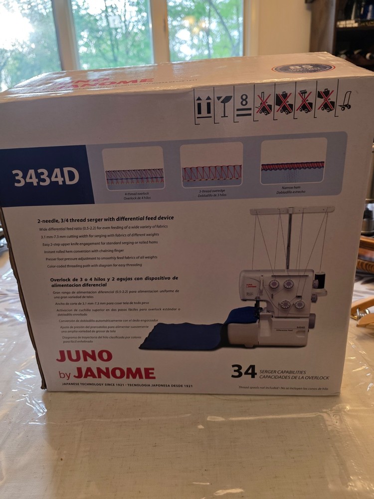 Juno by Janome 3434D Serger sewing machine excellent condition