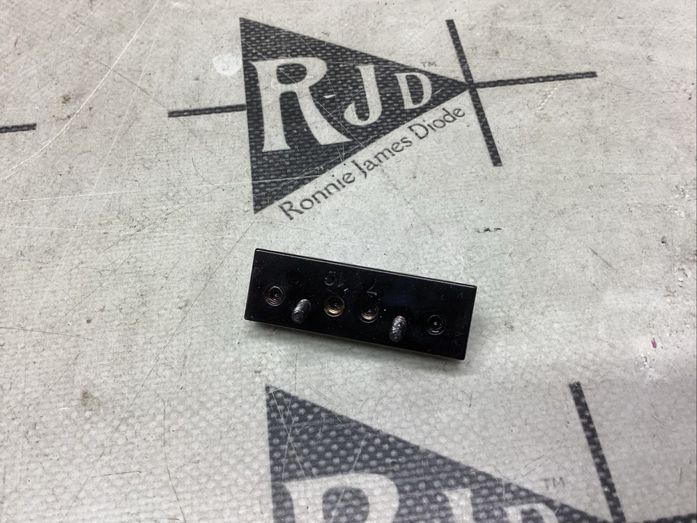 Gotoh Japan 7 String Locking Nut Black