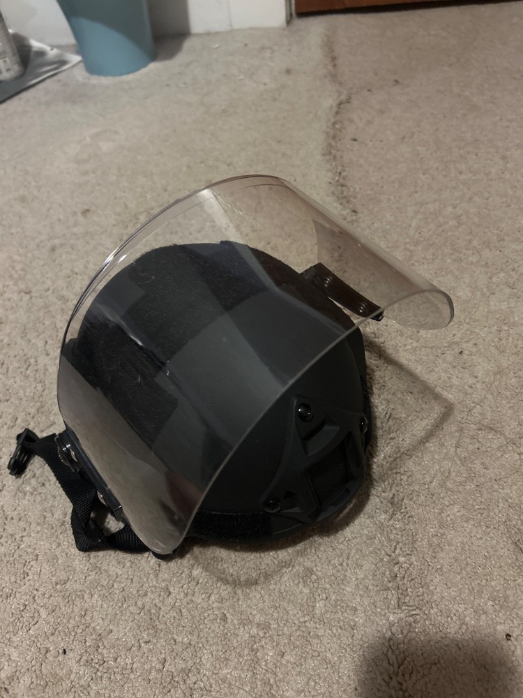 Prop/airsoft helmet, black with adjustable clear visor