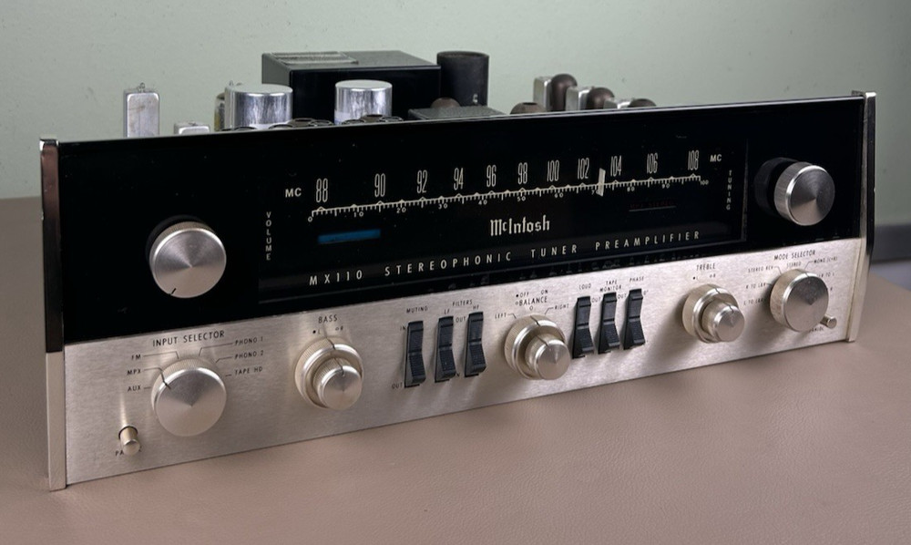 MCINTOSH MX110Z STEREO PREAMPLIFIER NICE