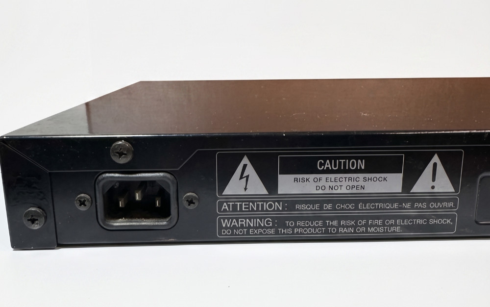 Casio VZ-8M Professional Synthesizer Sound Module - Rack Mount