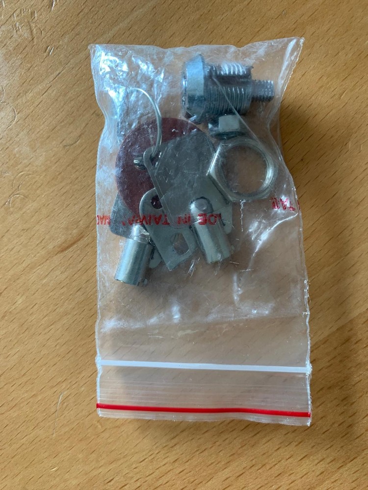 Omnicell key-Lock 7202 New