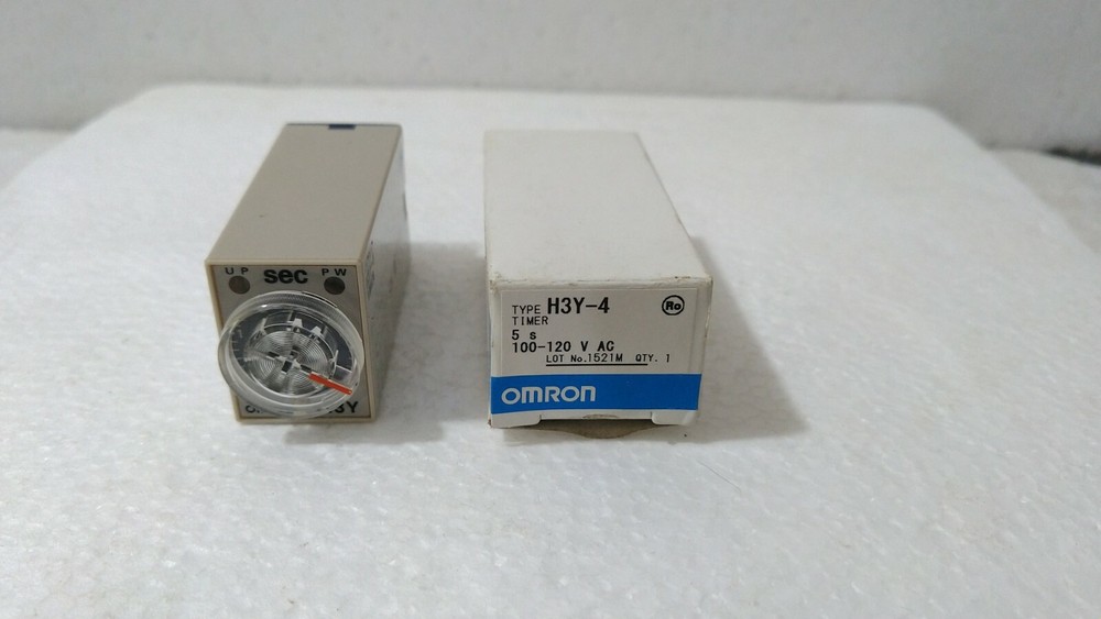 Omron H3Y-4 Timer 5 Second