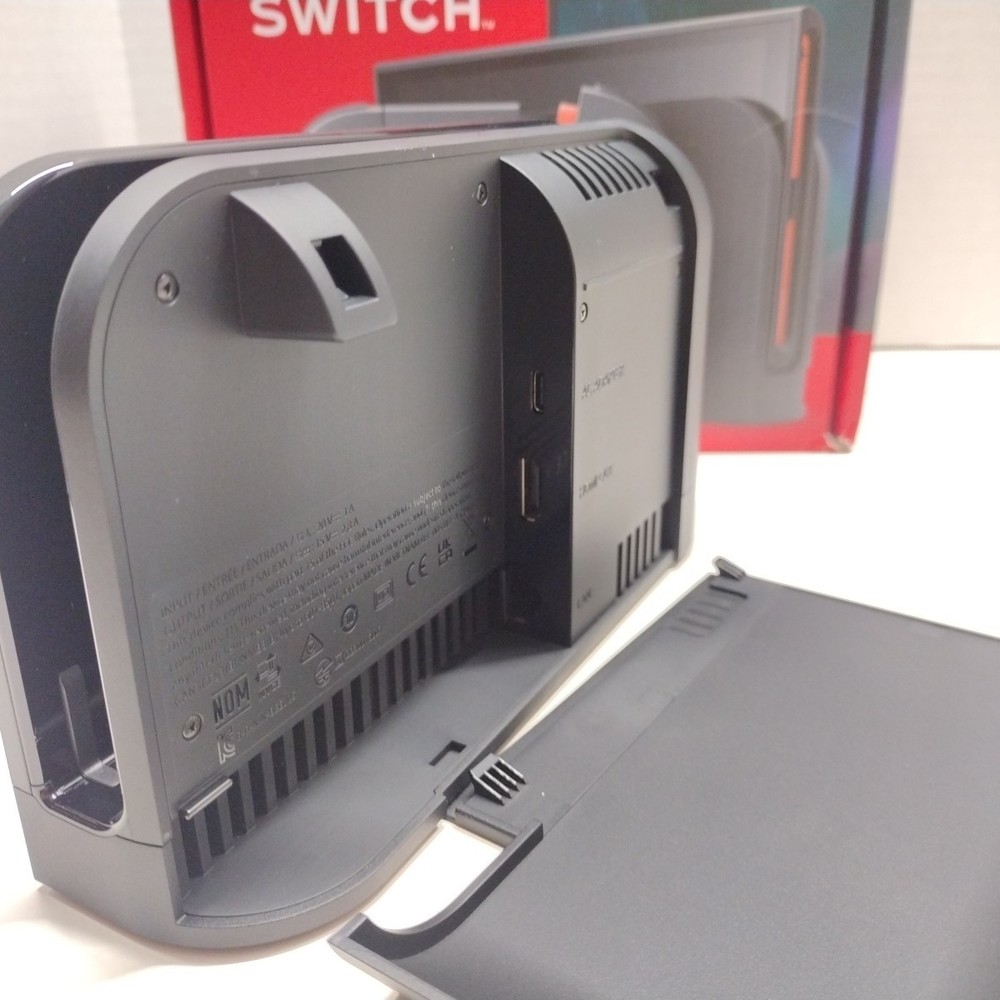 Genuine OEM Nintendo Switch 2 Dock + HDMI + Box