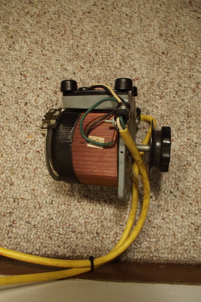 SUPERIOR POWERSTAT VARIABLE AUTOTRANSFORMER 1.4 KVA TYPE