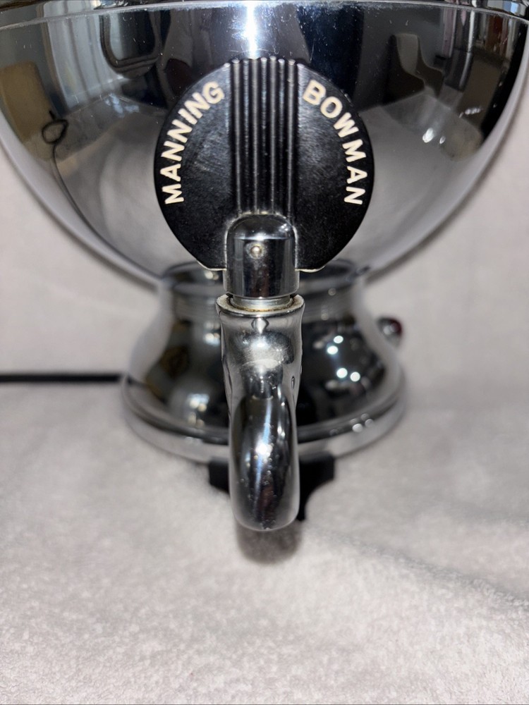 Manning-Bowman Coffee Globe Teated and Working