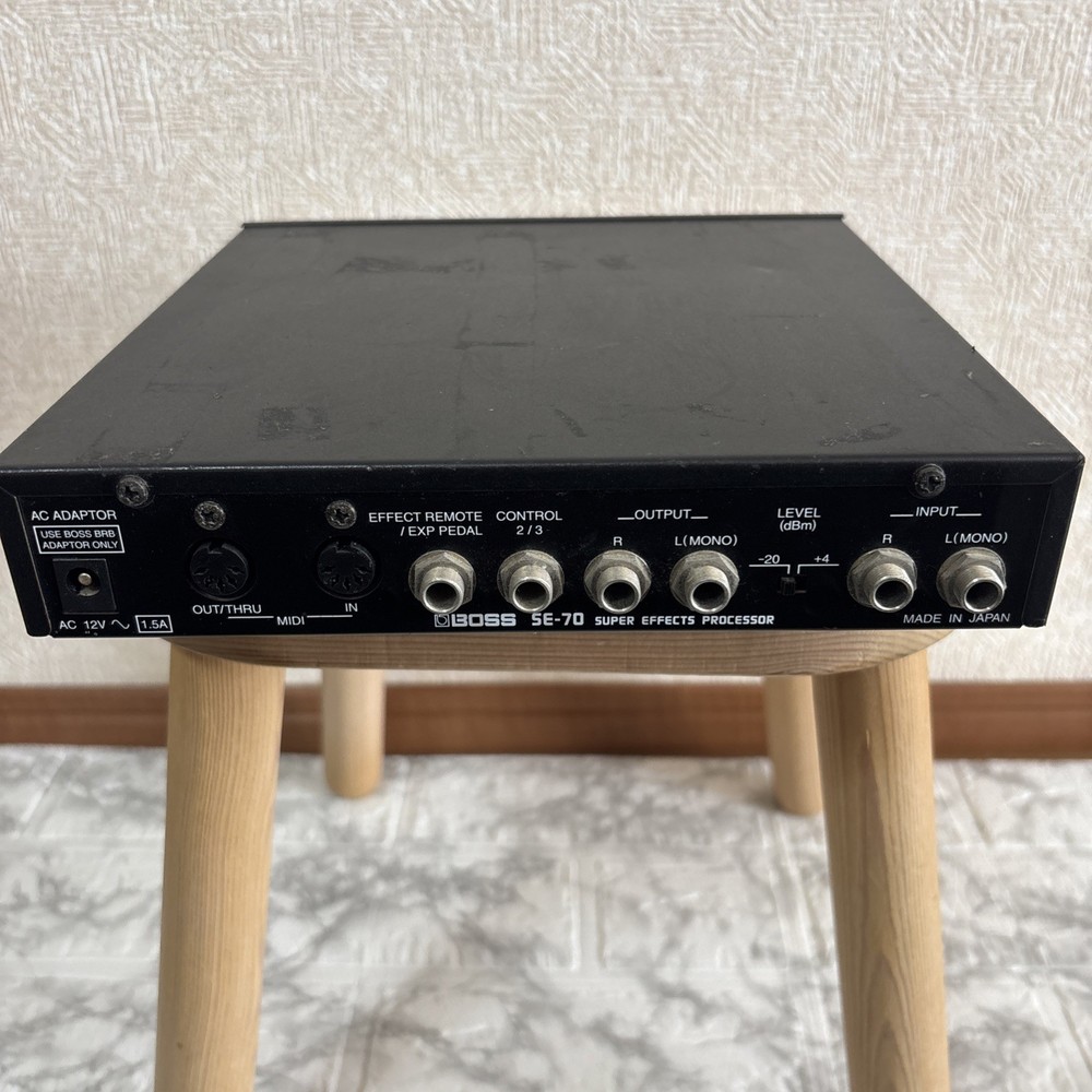 BOSS Pro SE-70 Super Effects Processor 100V