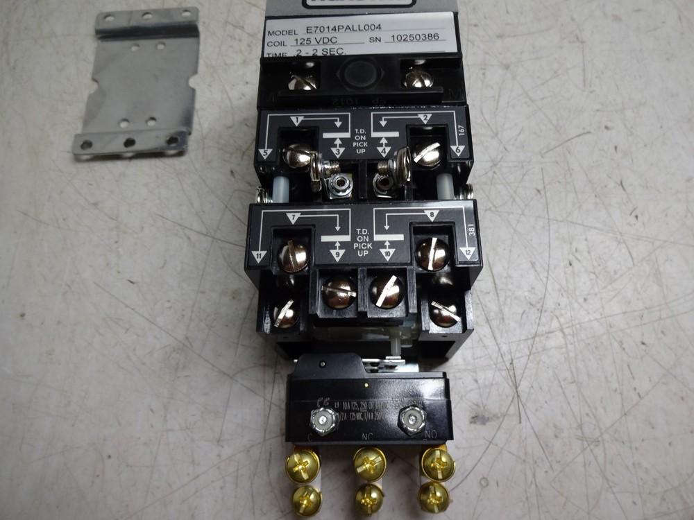 New Agastat E7014PALL004 Timing Relay