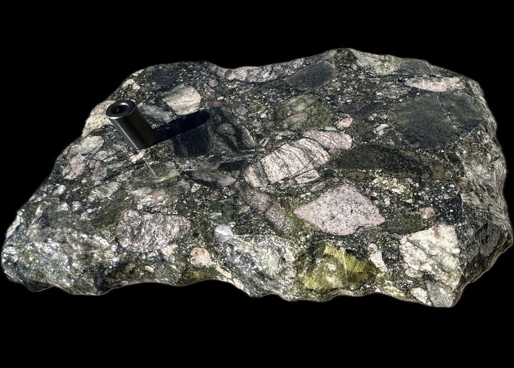 Handmade Granite Fly Base