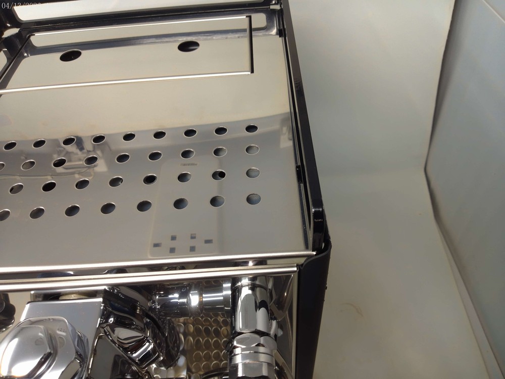 Rocket Espresso Appartamento Nera Espresso Machine w/ Distribution Tool - Used