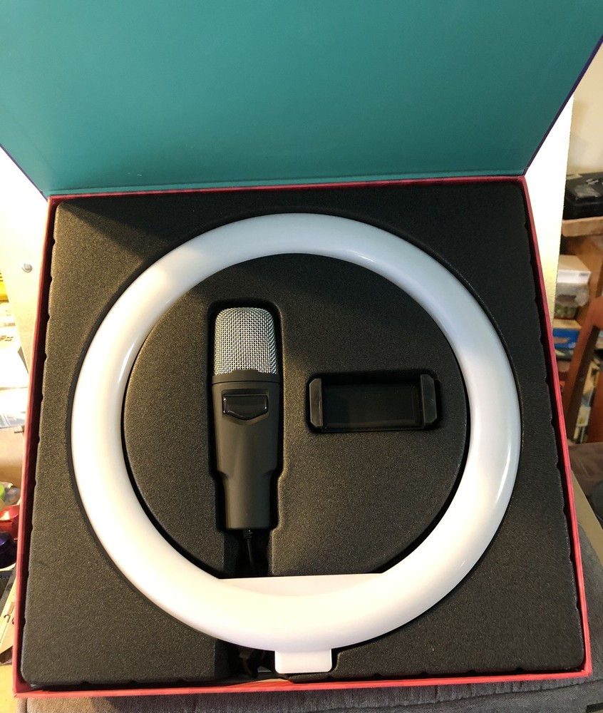 MC Streamy Studio Microphone + Clamp + Desktop Tripod + Audio Adapter Open Box