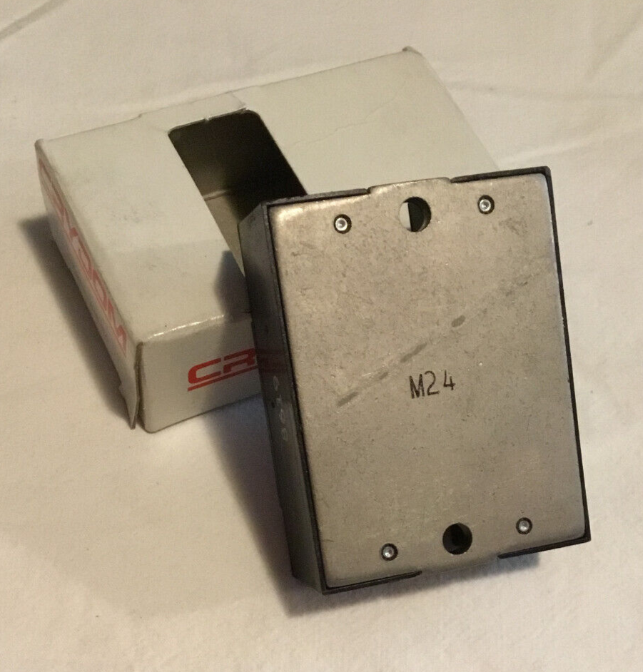 Crydom CSD2410 Solid-State Relay 240VAC 10A Output, 3.5-15VDC Input (No Screws)