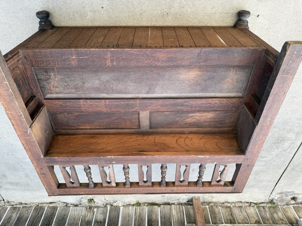 ANTIQUE SOLID OAK HALL / FOYER BENCH WITH STORAGE