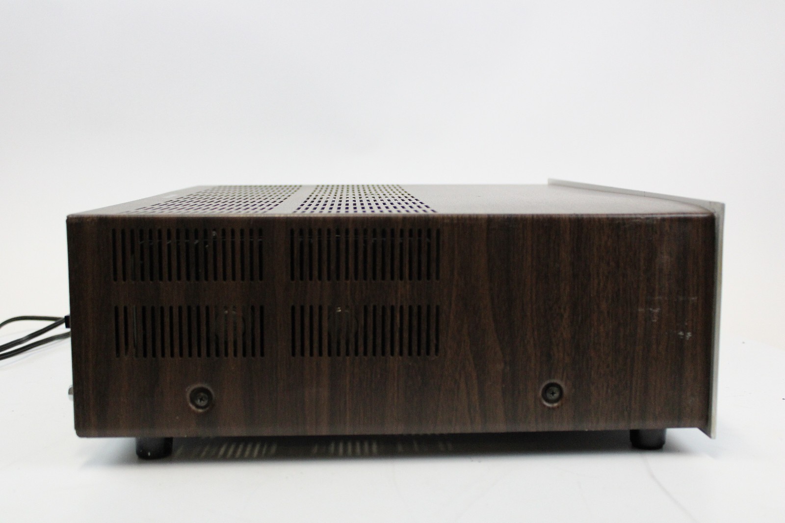 Vintage Marantz 2240 AM/FM-Stereo Receiver Pampered Condition