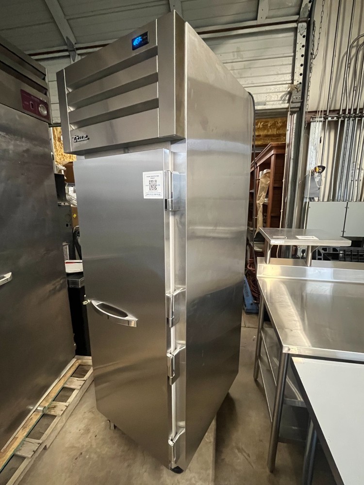 True Commercial Freezer STR1F-1S-HC