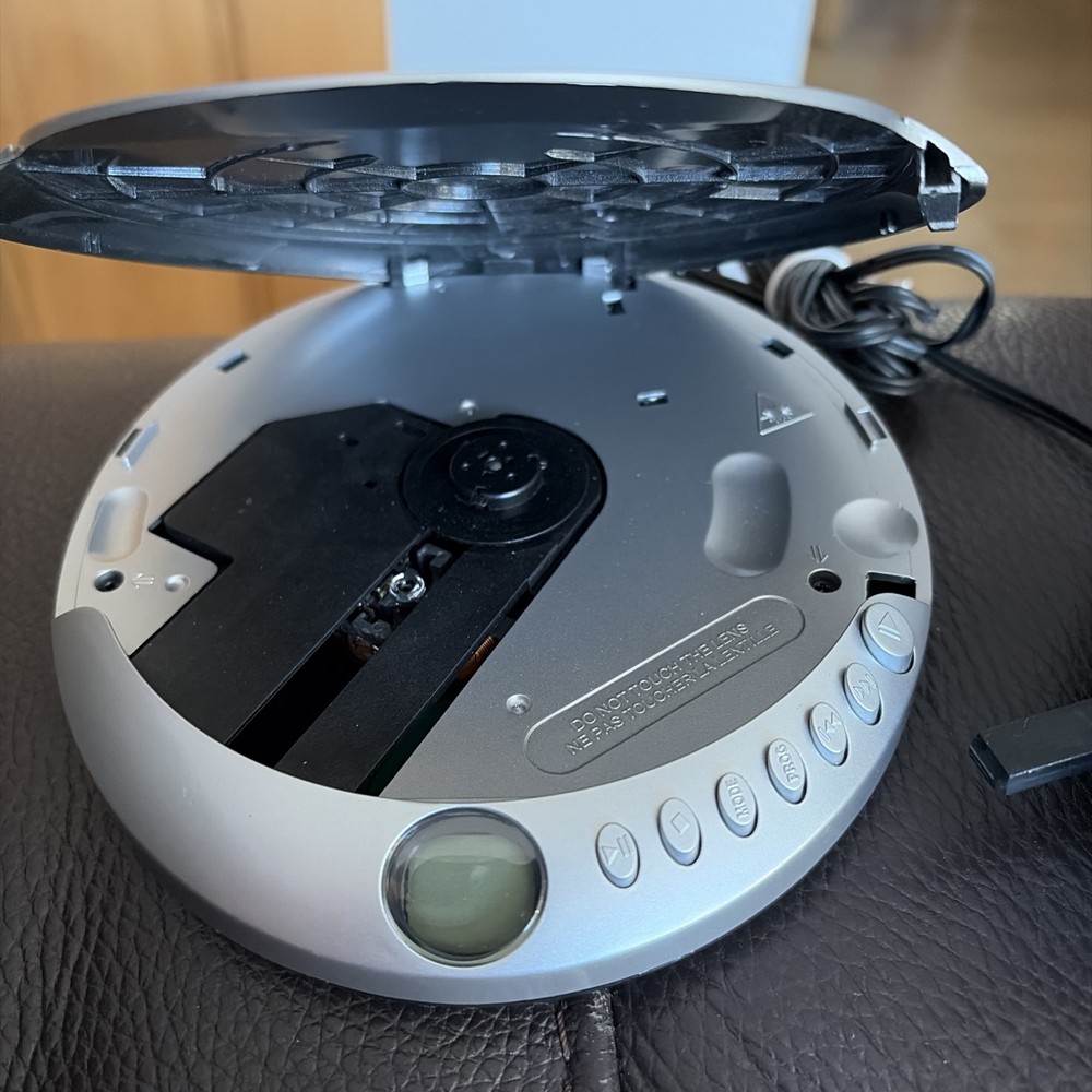 Bush Personal CD Player PCD-220B Walkman Cd Discman Working