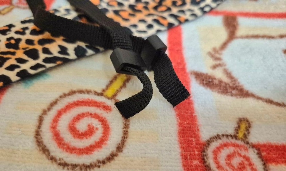 Leopard Camera Strap LL Used Black Nylon Adjustable Retro