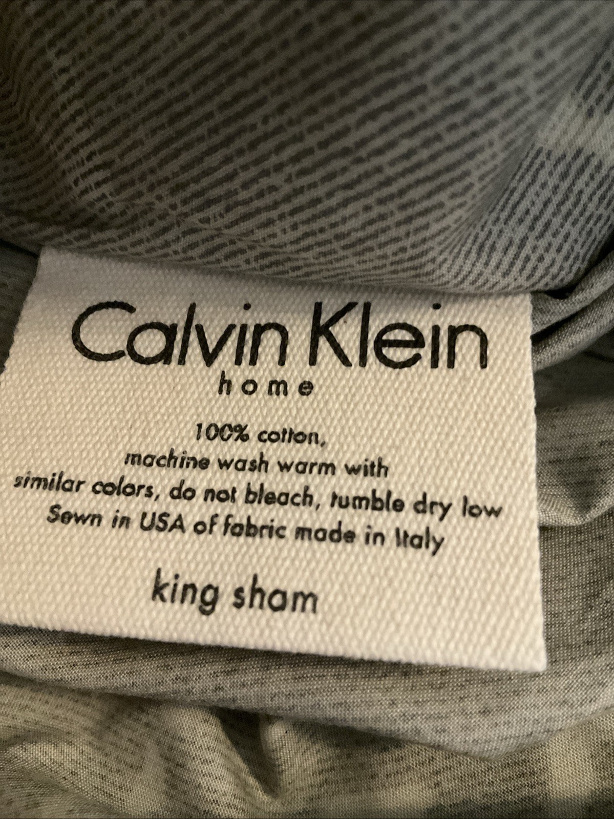NEW w/o Packaging Calvin Klein Gray Rose Floral King Sham