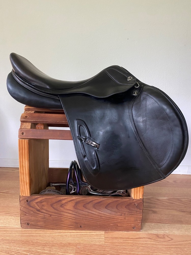 Prestige Michel Robert 1833 saddle