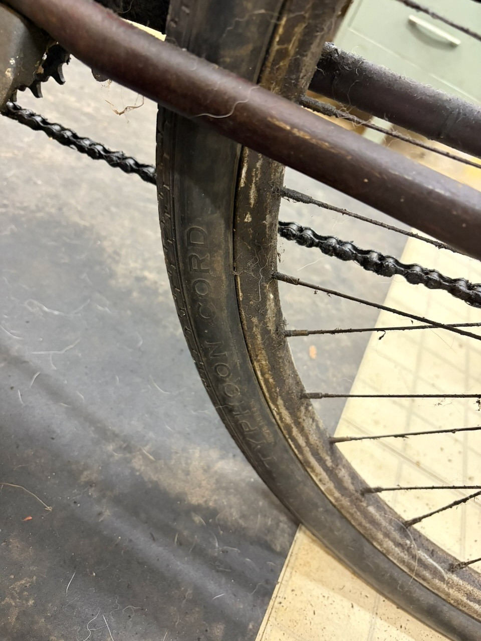 Rollfast RARE! Prewar Mens Bicycle Hanging Tank & Mouse Taillight Zep?