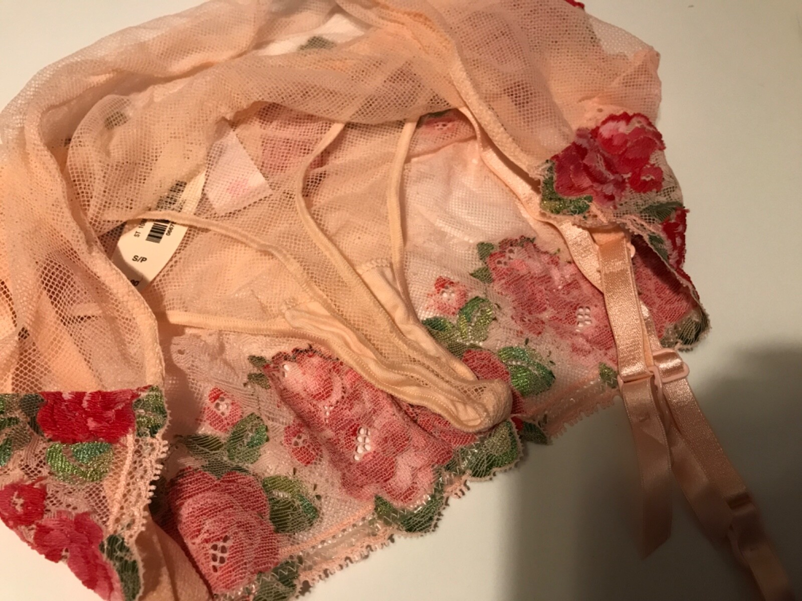 Victoria’s Secret Very Sexy Embroidered Roses Lace Garter Skirt NWT Crystals M