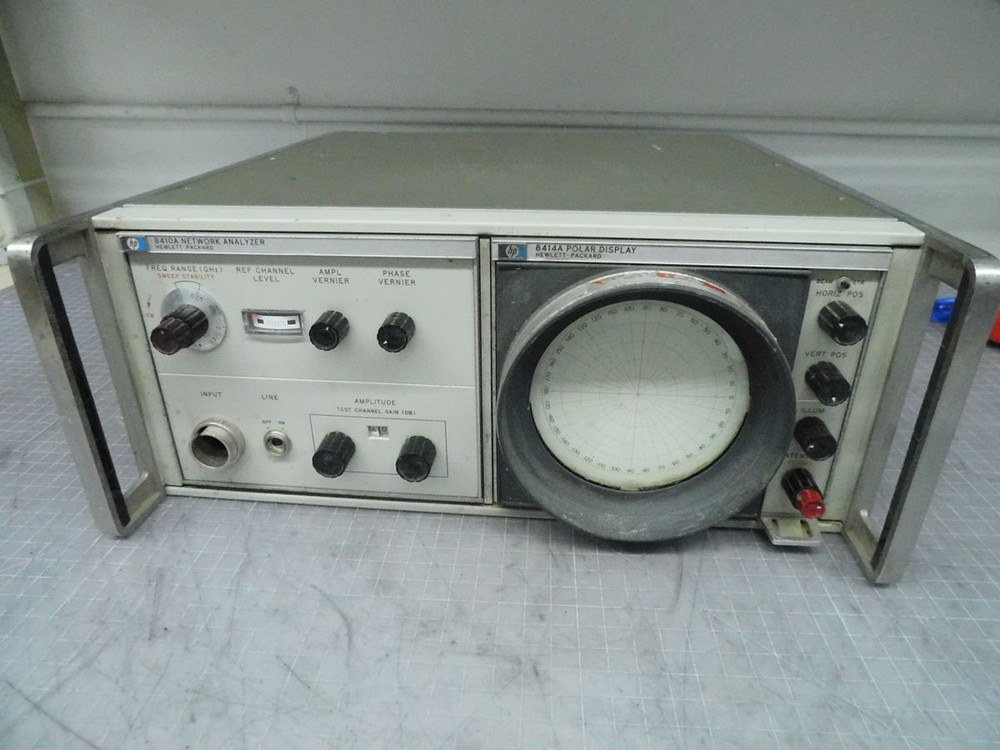 HP 8410A VINTAGE NETWORK ANALYZER M6830