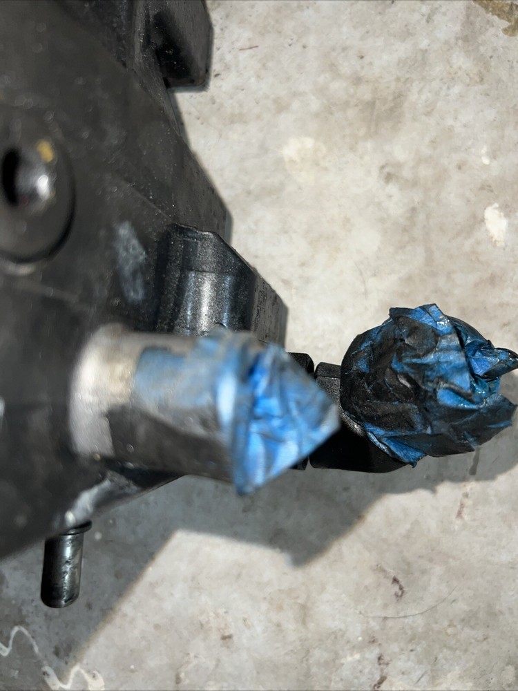 5301082 Cummins Air Compressor 1 Cyl (USED)