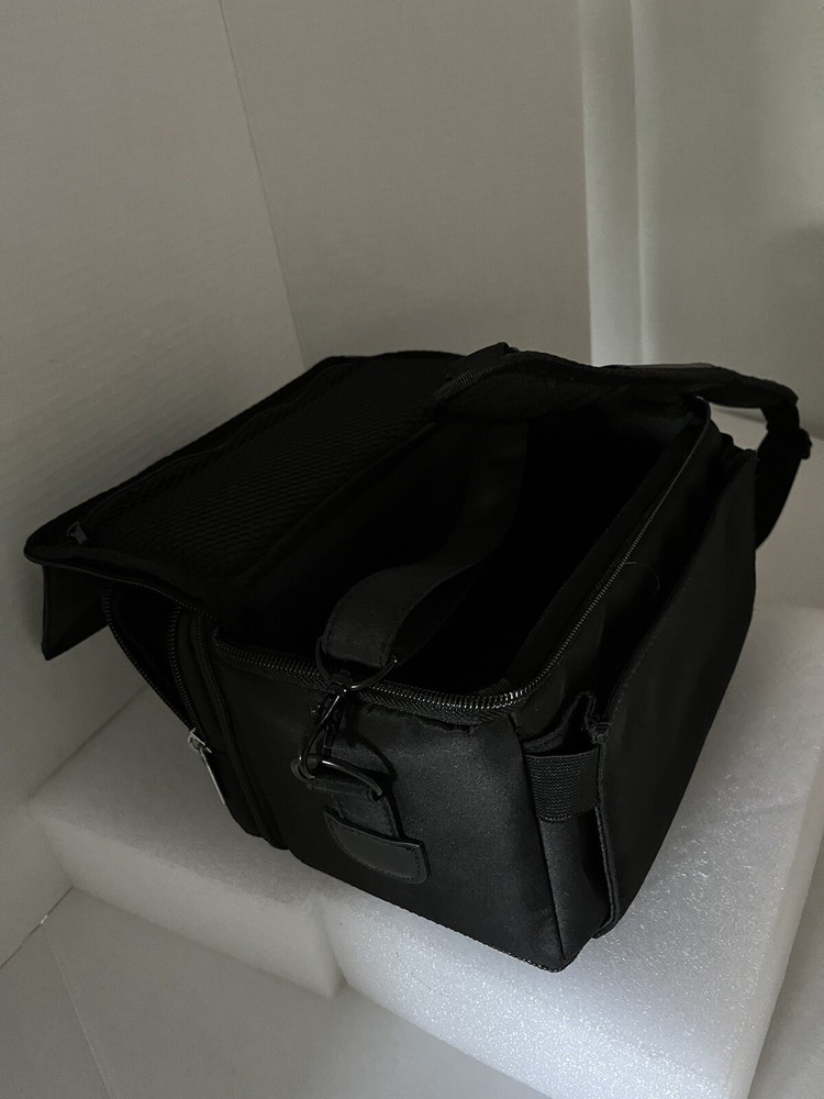 HP Expandable Black Camera Case/Bag, Padded With Shoulder Strap