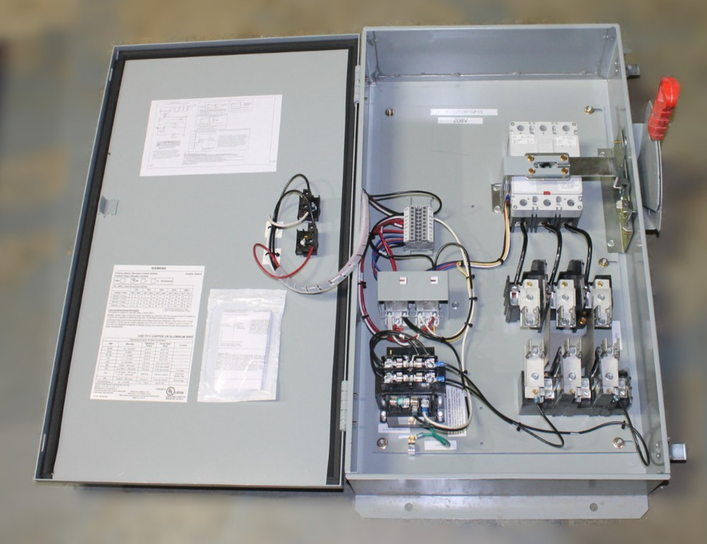 Siemens ECS2T2R1GF13 Elevator Control Switch (No Keyhole Face)