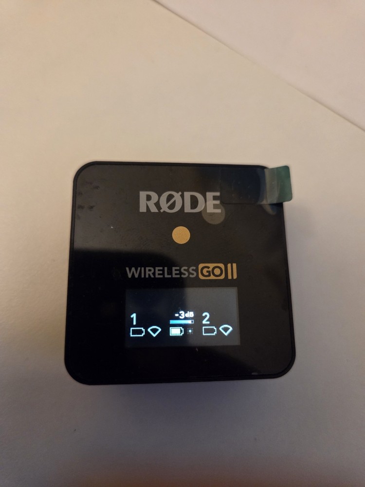 RODE Wireless GO II Compact Wireless Microphone Receiver HF0637462 ONLY WORKING