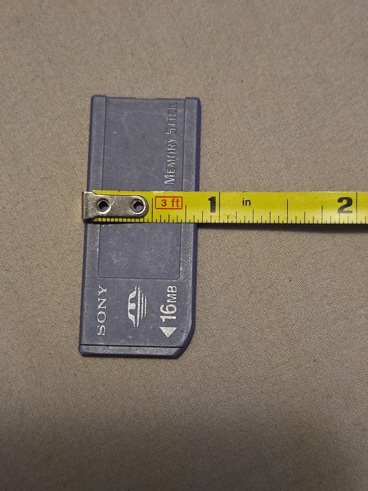 SONY 16GB MEMORY STICK MSA-16A. PRE-OWNED