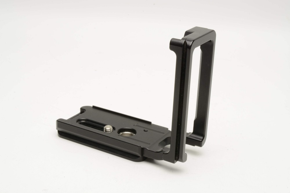Kirk L Bracket for Sony A1, Nice