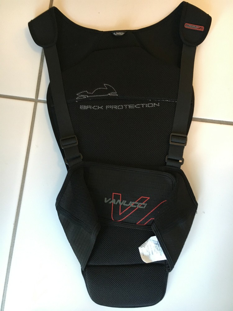 Back protector Vanucci size M, AS NEW