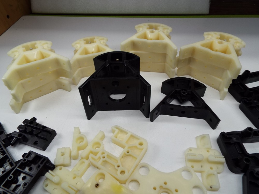 39 KOSSEL DELTA WHITE BLACK PLASTIC KIT SET CORNER FITTING FRAME VERTICAL BASE