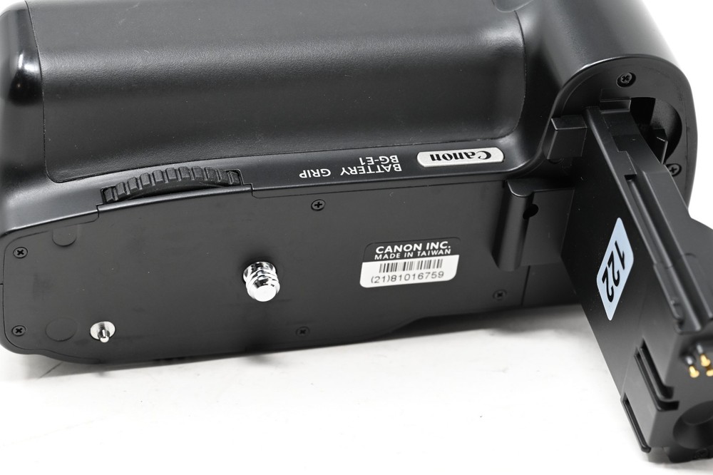 Canon BG-E1 Battery Grip (#B40)