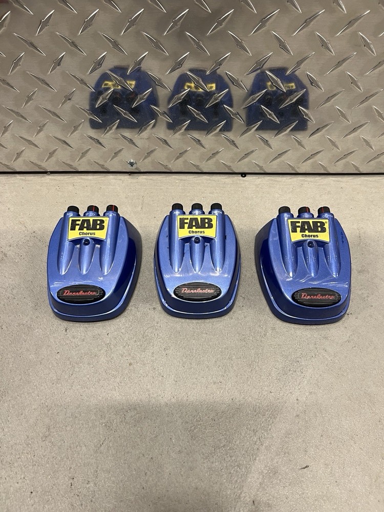 Untested Danelectro FAB Chorus Guitar Effects Pedal