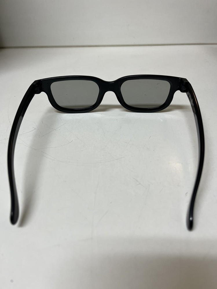 Real D 3D Glasses PREOWNED