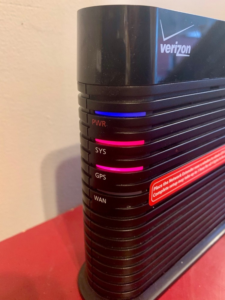 Samsung Verizon Wireless Network Extender Model SCS-2U01