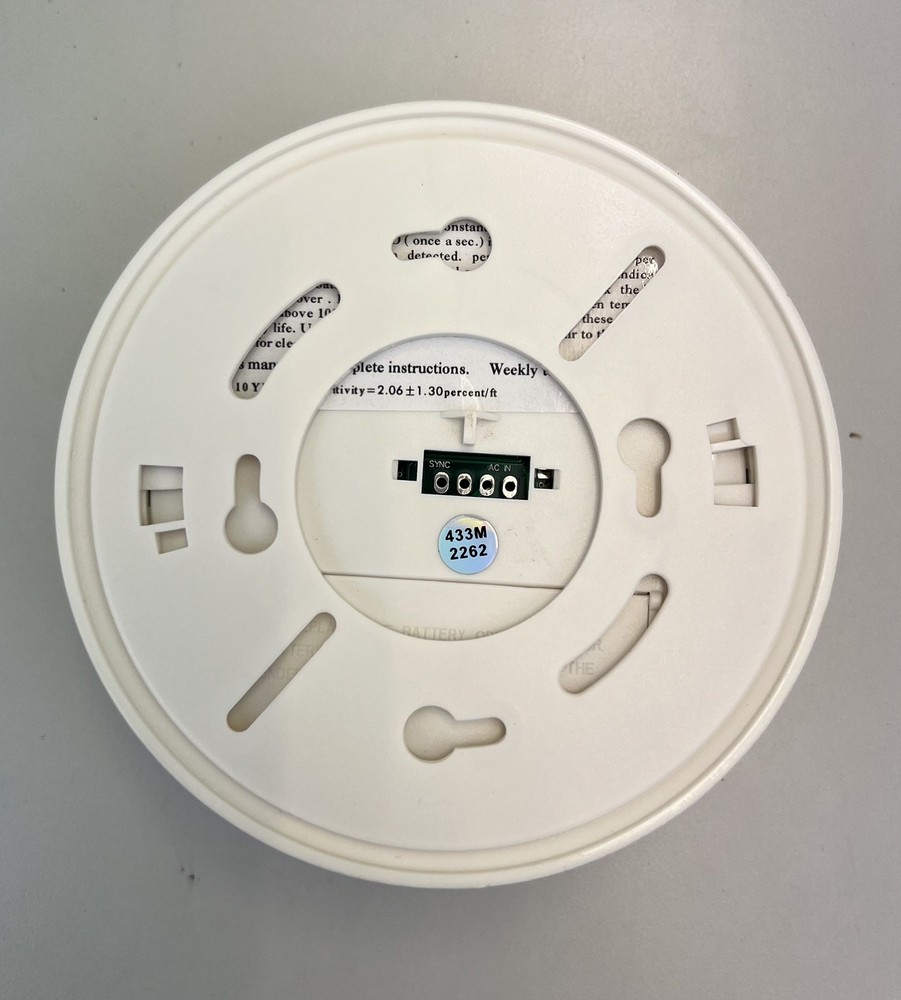 Wireless Smoke Detector Wireless Smoke Detector