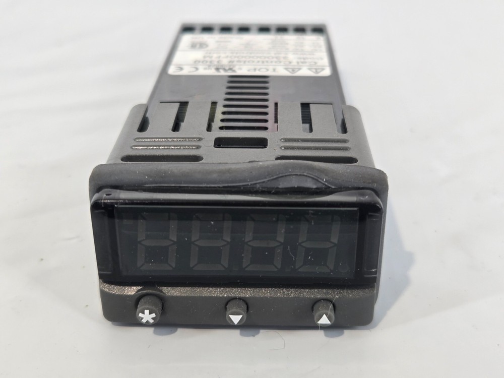 330000030 Cal Controls Process Controllers, 3300 Series 33000000FFM