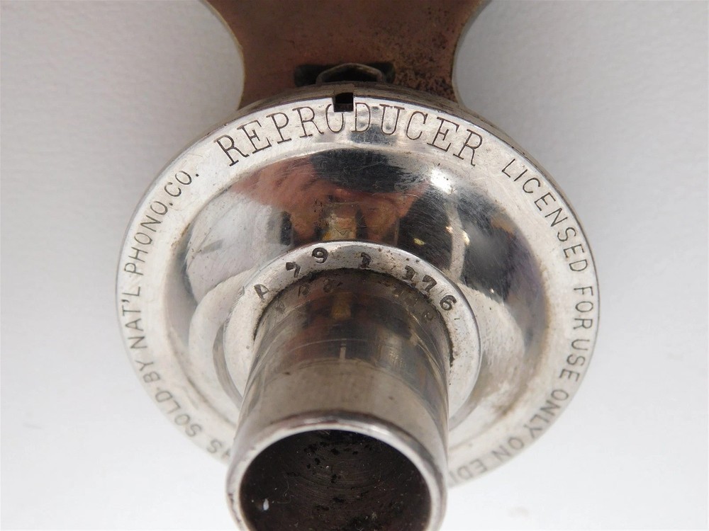 1912 Edison Standard Model D Cylinder Phonograph – Restored Oak Case
