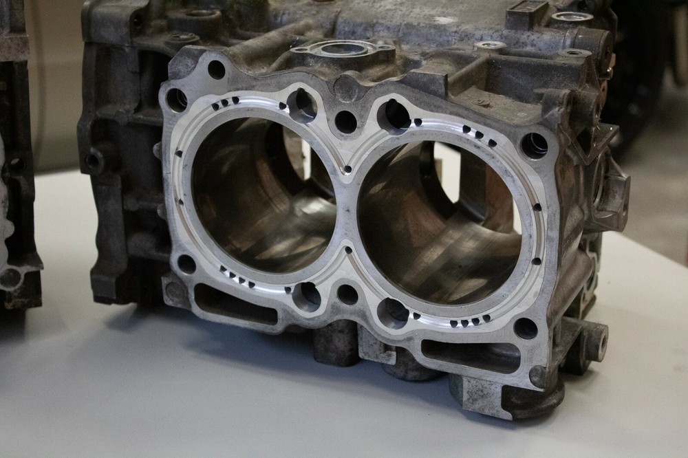 AA PERFORMANCE EJ25 SHORT BLOCK CLOSED DECK BARE CASE HALVES