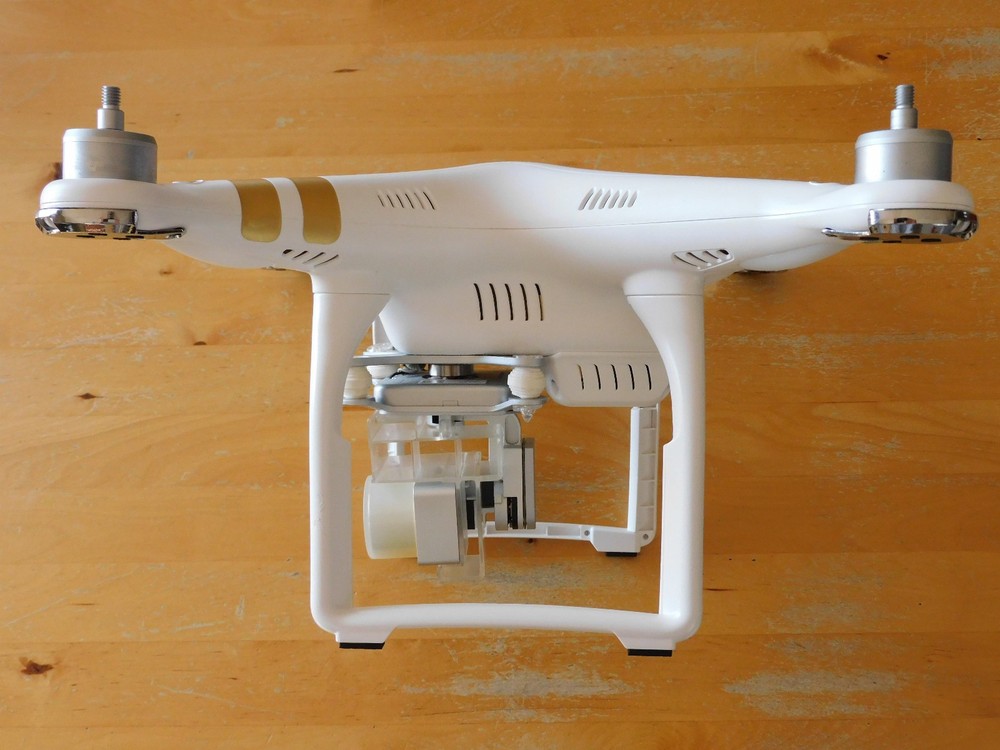 DJI Phantom 3 SE 4K Camera Drone - Ready to Fly, With 2 Batteries, Backpack Case