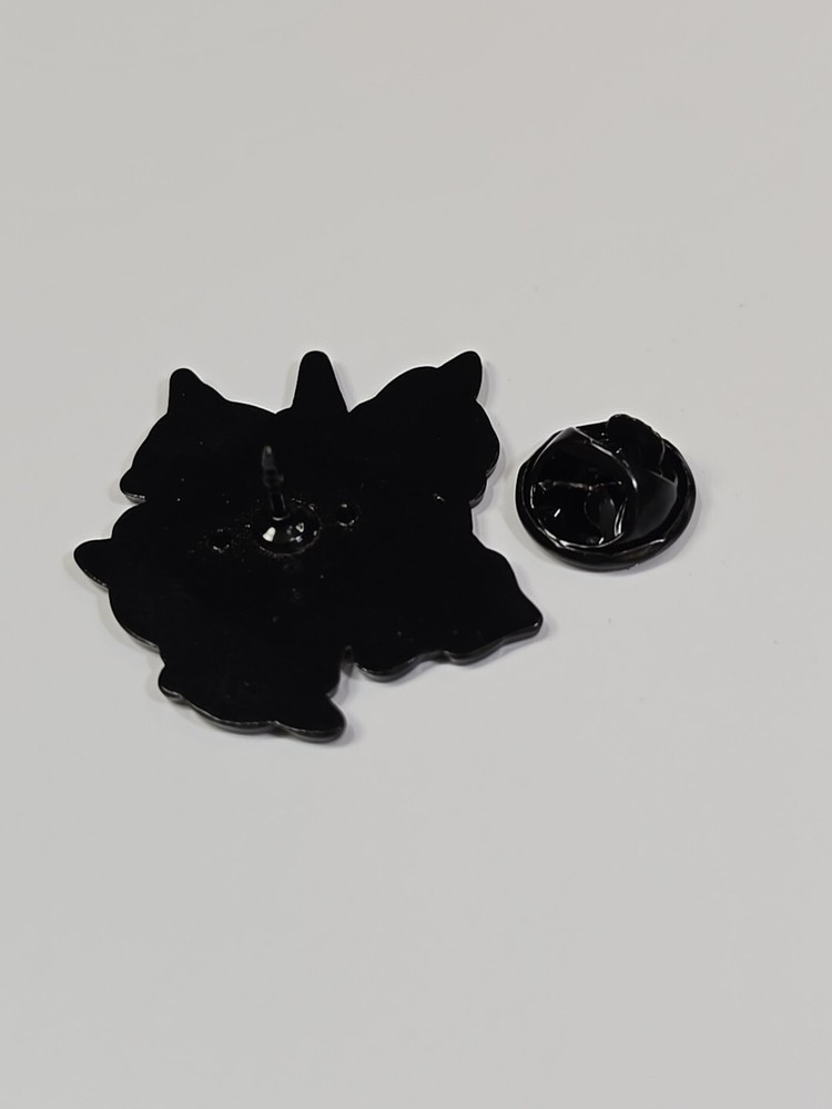 Falinks Lapel Pin Pokemon