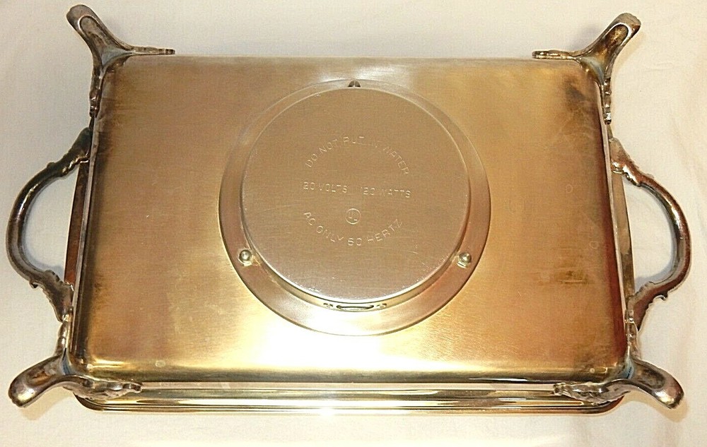 TOWLE RECTANGULAR SILVER PLATED FOOTED ELECTRIC CHAFING DISH (NO GLASS INSERT)