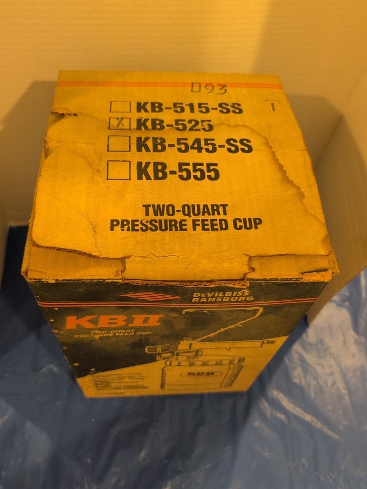 DeVilbliss KB-525 Two Quart Pressure Feed Cup