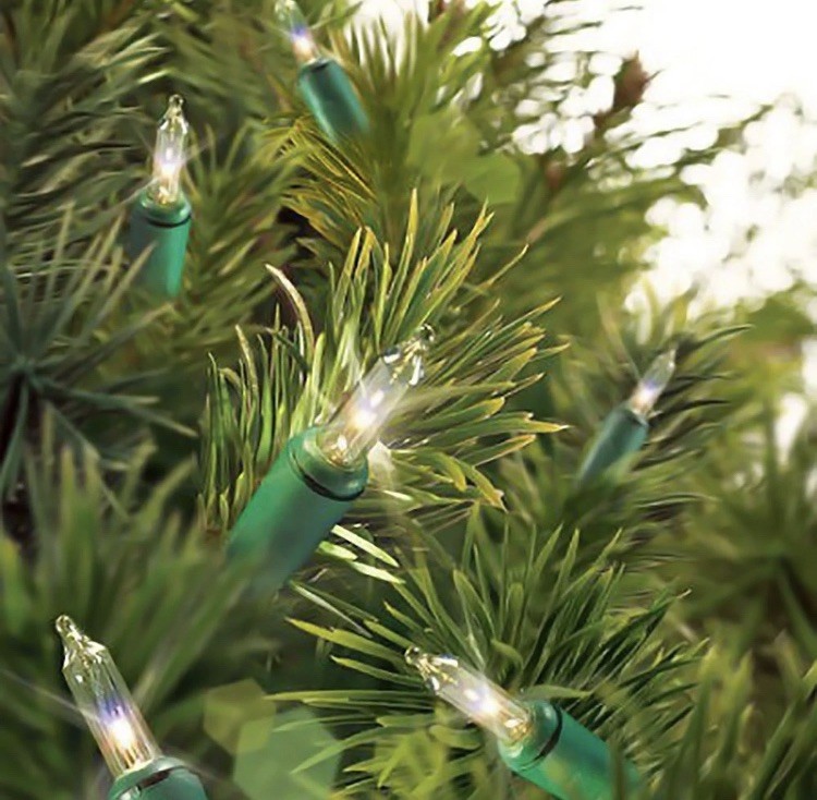 2 Packs NEW Holiday Time Clear LED 100 Mini Lights Green Wire 200 Total Lights