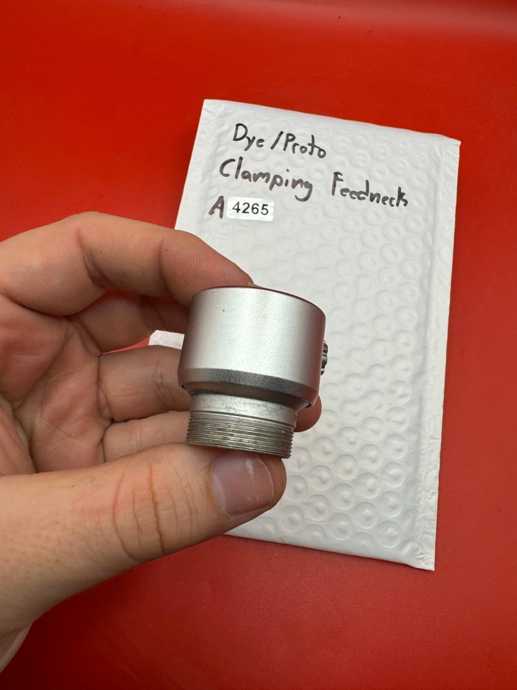 Dye/Proto Clamping Feedneck